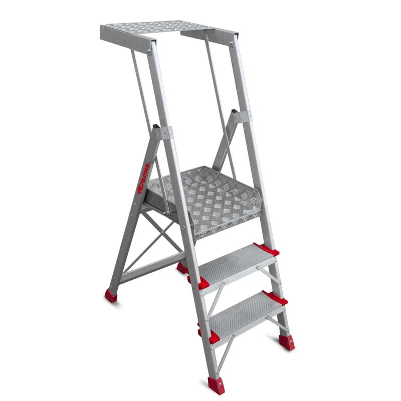 Escalera plegable con plataforma