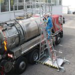 Escalera de Acceso a Camiones Cisterna COD95-B   - Imagen 4